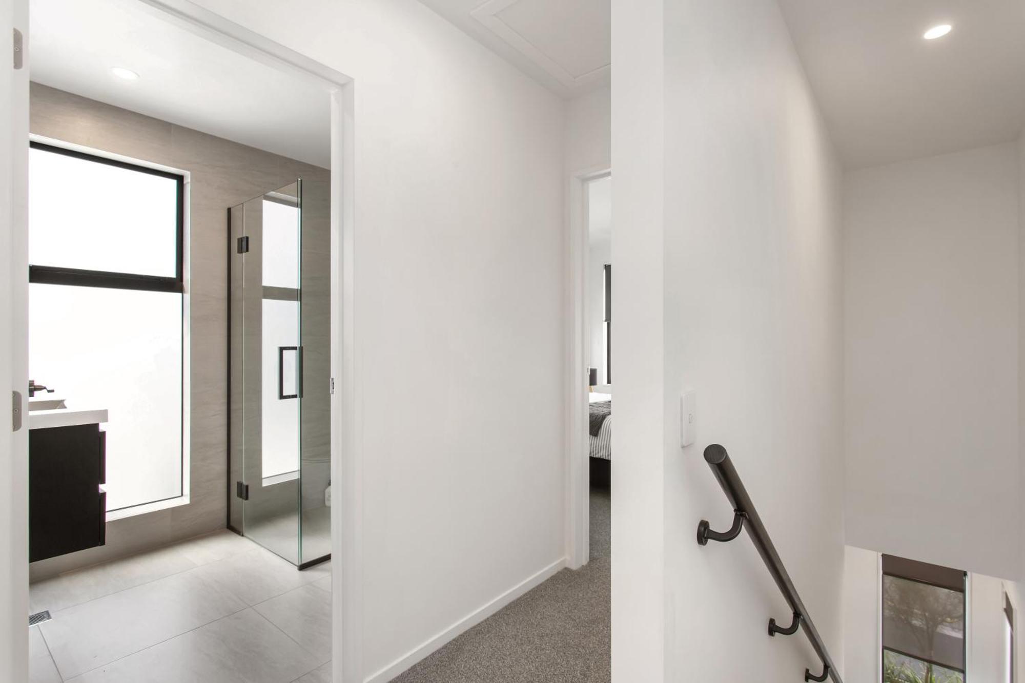 Stylish New 8 Mins Cbd Free Parking Apartment *